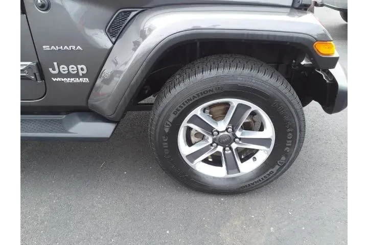 Jeep Wrangler Unlimited 2021 image 7