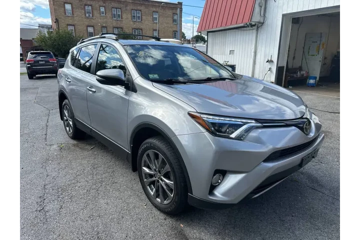 $18995 : 2018 RAV4 Platinum image 3