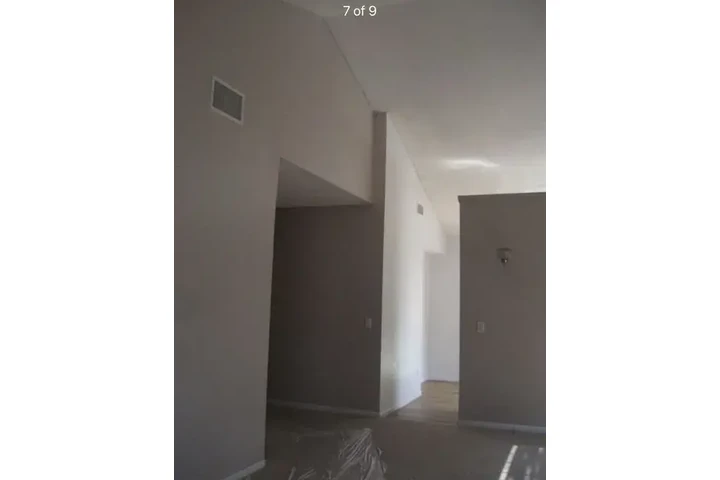 $1400 : Listo Casa image 5