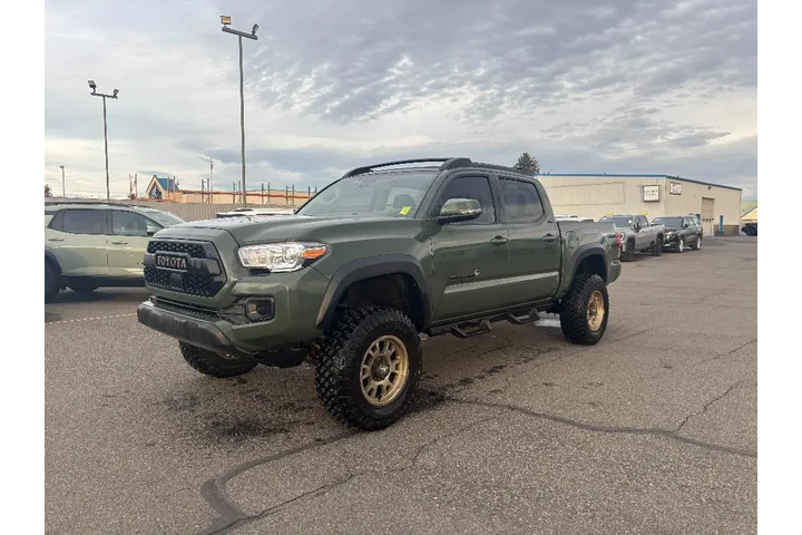 $36999 : Toyota Tacoma 2022 4x4 SR5 V image 9