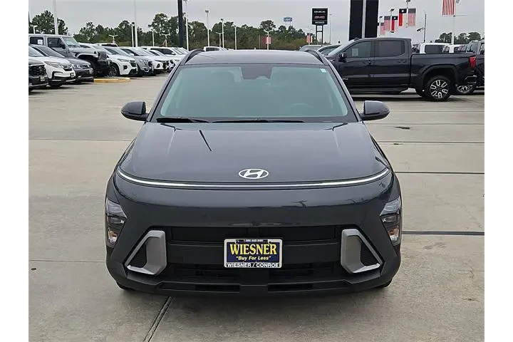 $21482 : Hyundai KONA 2024 SEL 4dr Cr image 2
