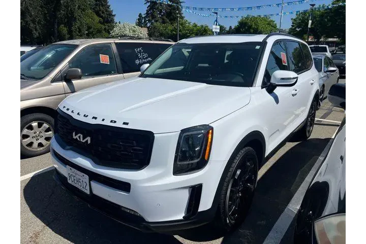 $37988 : Kia Telluride 2022 AWD SX 4d image 1
