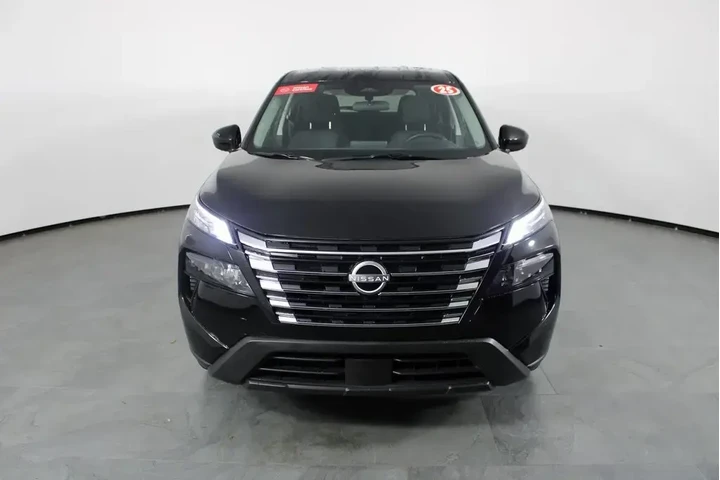$20587 : Nissan Rogue 2025 AWD SV 4dr image 10