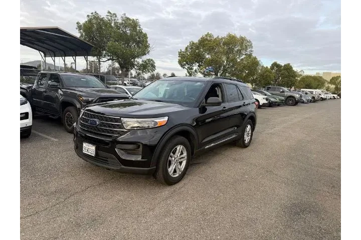$28800 : Ford Explorer 2023 XLT 4dr S image 1