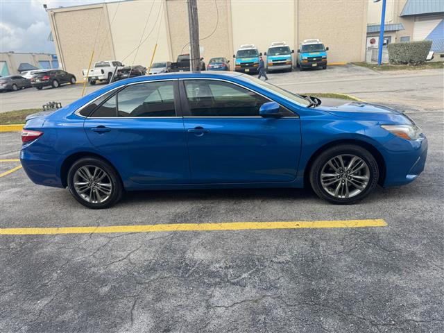 $11500 : Toyota Camry SE image 10