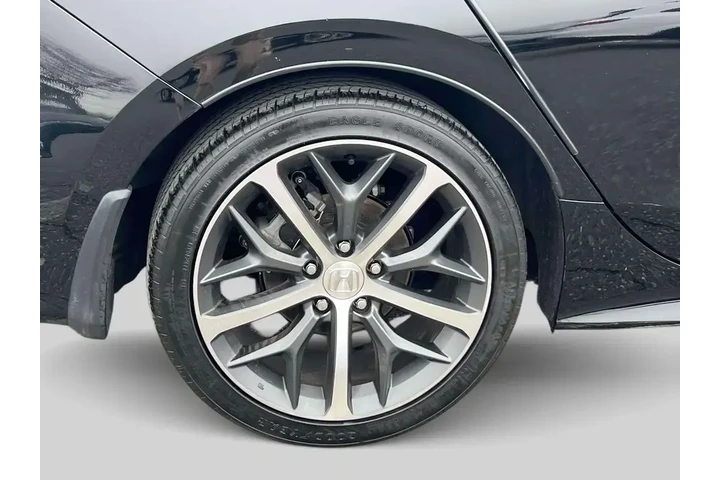 $21825 : Honda Civic 2024 Touring 4dr image 9