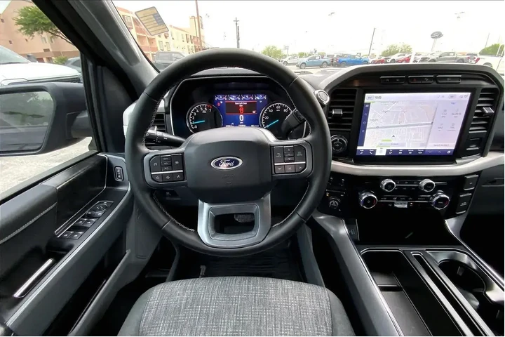 $39484 : Ford F-150 2023 4x4 Lariat 4 image 6