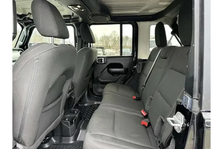 $20226 : Jeep Wrangler Unlimited 2020 image 10