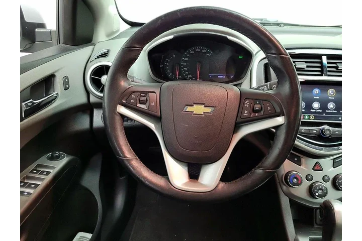 $12998 : Chevrolet Sonic 2019 Premier image 10
