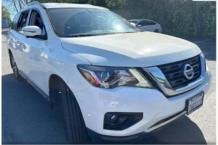 $16800 : Nissan Pathfinder 2017 S 4dr image 2