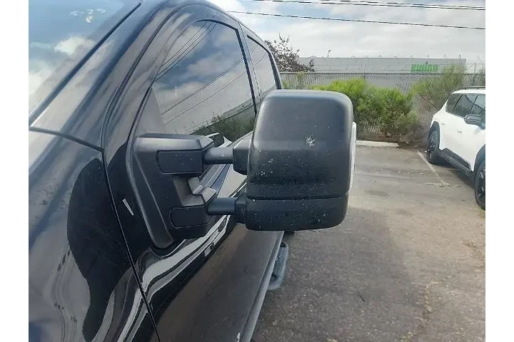 $29991 : Nissan Titan 2021 4x4 SV 4dr image 6