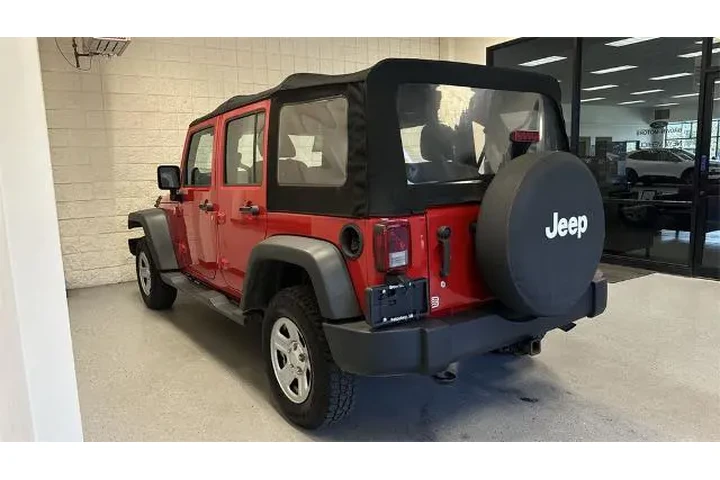 $18500 : Jeep Wrangler Unlimited 2014 image 9