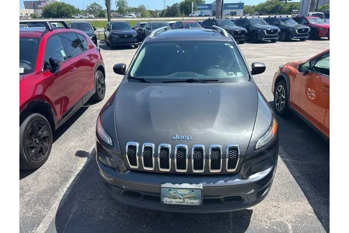 $11235 : Jeep Cherokee 2014 4x4 Latit image 2