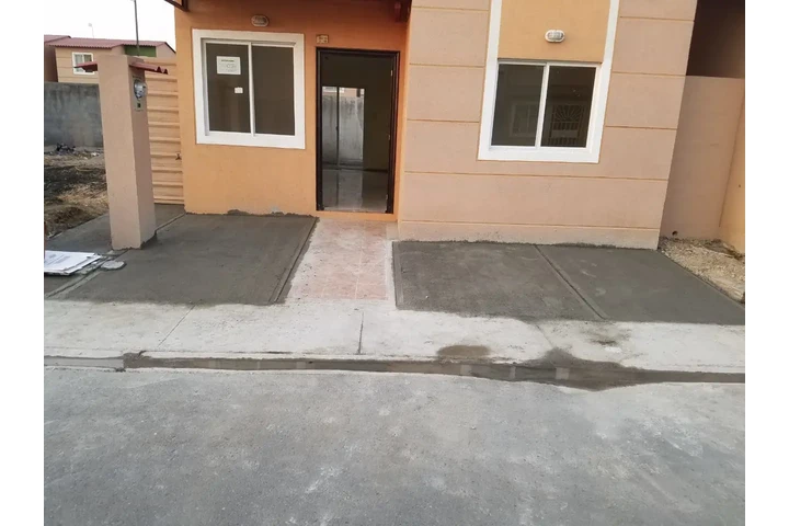 $360 : Casa en renta en Durán City image 2