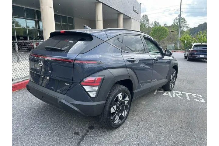 $23916 : Hyundai KONA 2025 AWD SEL 4d image 5