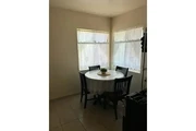 $2200 : HUNTINGTON PARK RENTO APTO. thumbnail