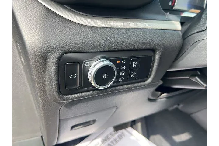 $30315 : Ford Explorer 2023 AWD XLT 4 image 8