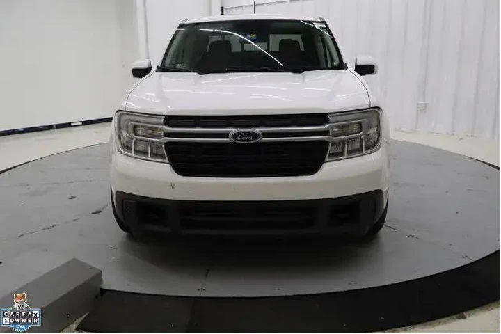 $26999 : Ford Maverick 2023 AWD XL 4d image 9