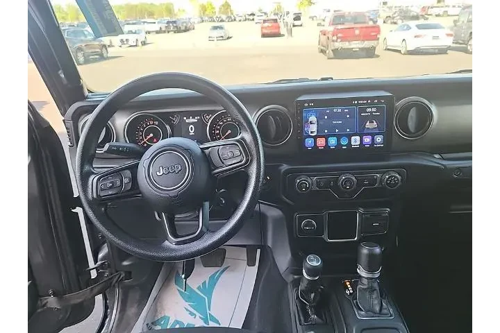 $26050 : Jeep Gladiator 2021 4x4 Spor image 4