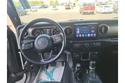 $26050 : Jeep Gladiator 2021 4x4 Spor thumbnail