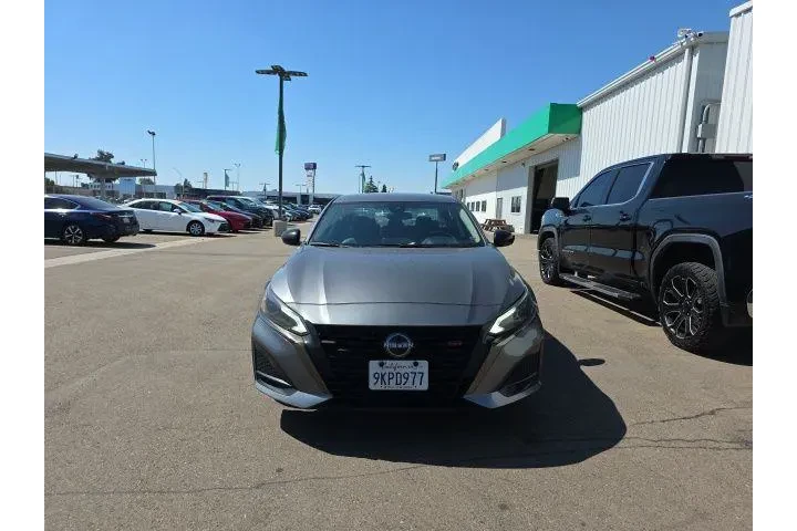 $20900 : Nissan Altima 2024 2.5 SR 4d image 2