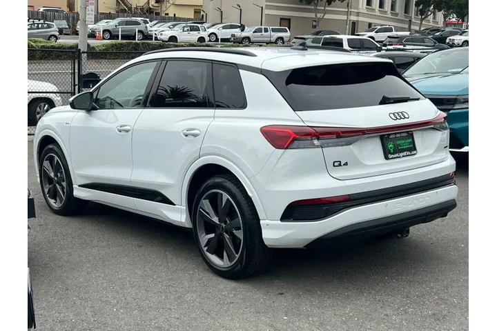 $32800 : 2023 Q4 e-tron Prestige 50 qu image 7