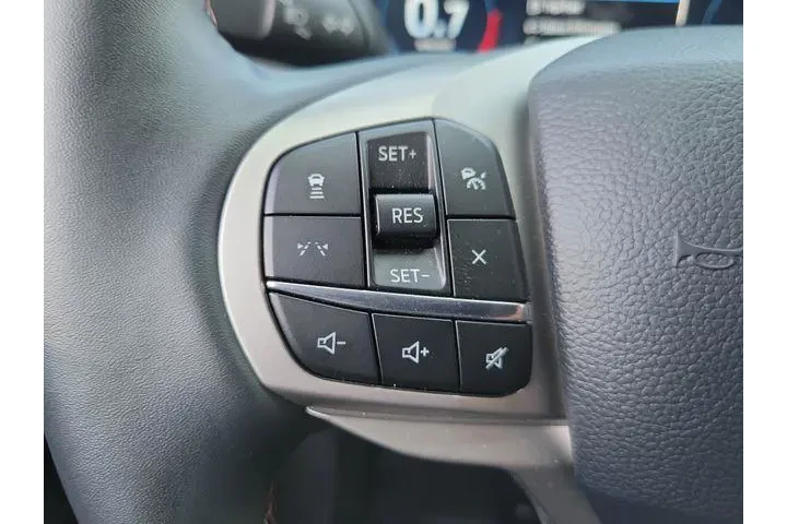 $38488 : Ford Explorer 2025 Active 4d image 5