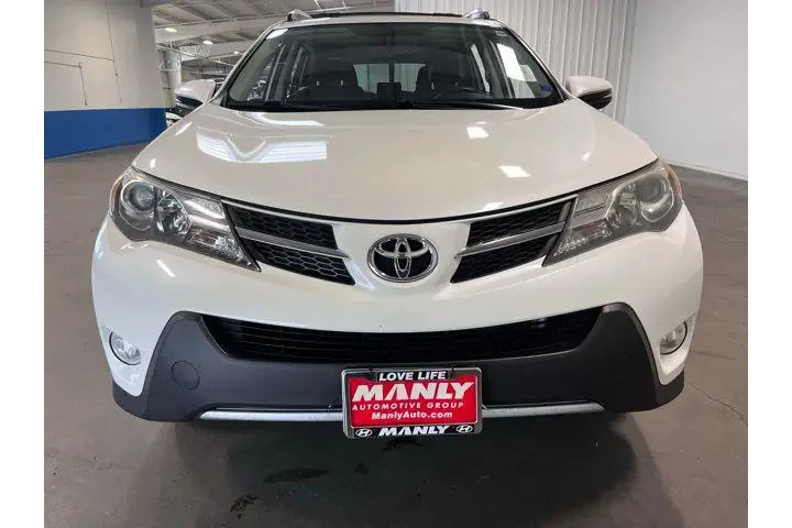 $19485 : Toyota RAV4 2015 AWD Limited image 8