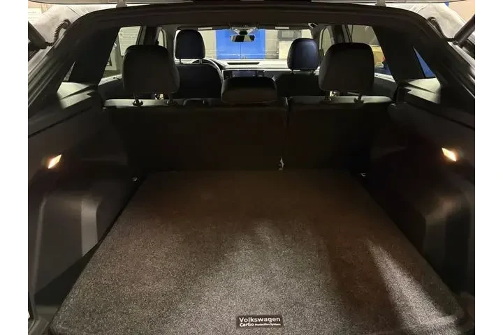 $30981 : Volkswagen Atlas Cross Sport image 6