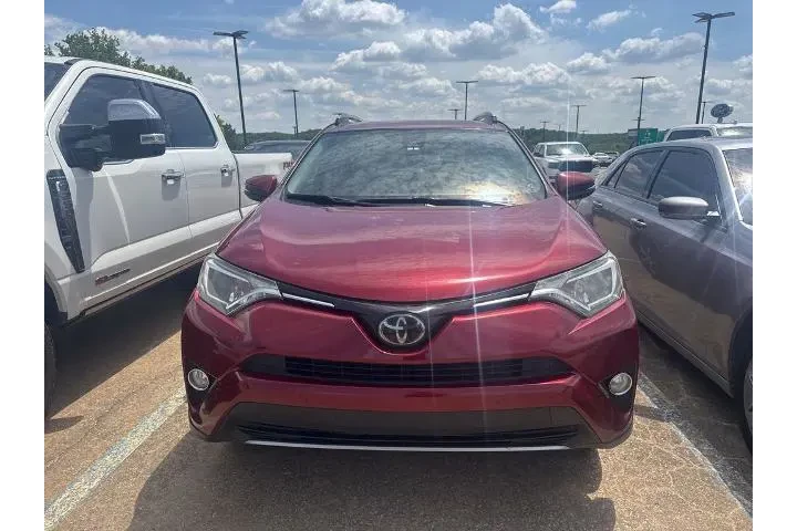 $20995 : Toyota RAV4 2018 XLE 4dr SUV image 2