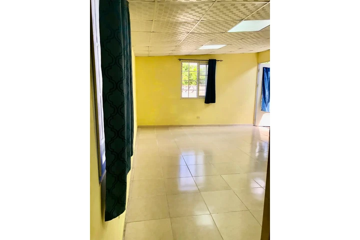 $350 : Cuarto Estudio para solter@ image 3