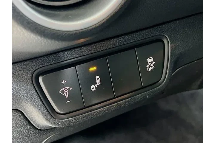 $18766 : Kia Forte 2023 GT-Line 4dr S image 10