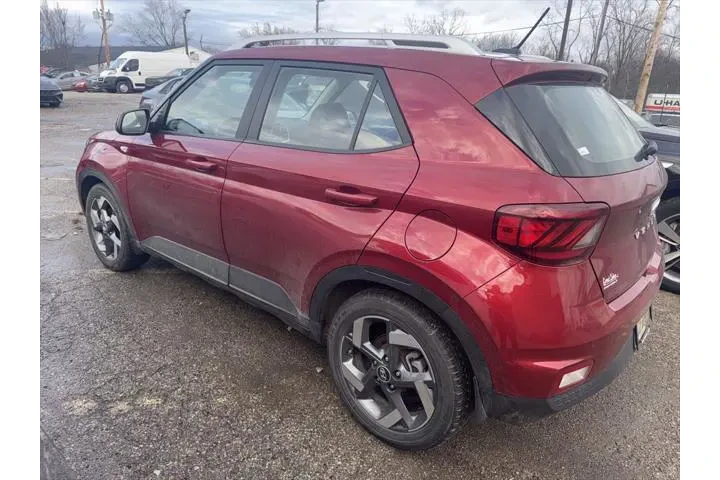 $18633 : Hyundai VENUE 2024 Limited 4 image 3