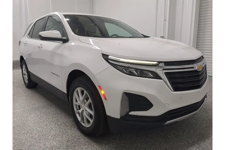 $23497 : Chevrolet Equinox 2024 LT 4d image 2