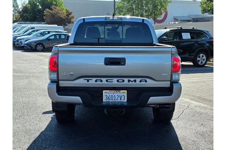 $36495 : Toyota Tacoma 2023 4x4 TRD S image 6