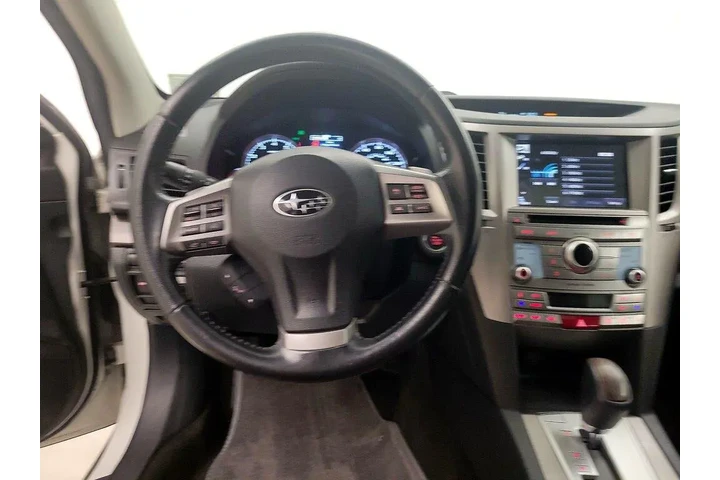 $15998 : Subaru Outback 2014 AWD 2.5i image 10