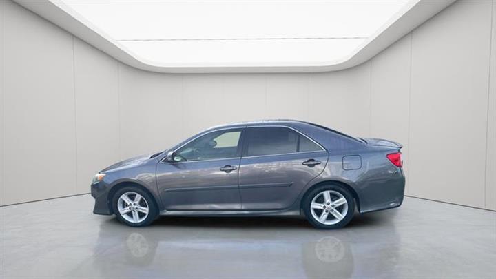 2014 Camry L image 4