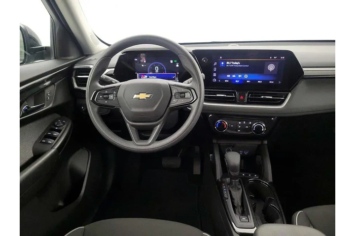 $22998 : Chevrolet Trailblazer 2025 L image 10