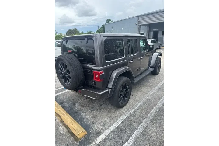 $32990 : Jeep Wrangler Unlimited 2021 image 7