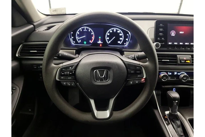 $17998 : Honda Accord 2018 LX 4dr Sed image 10