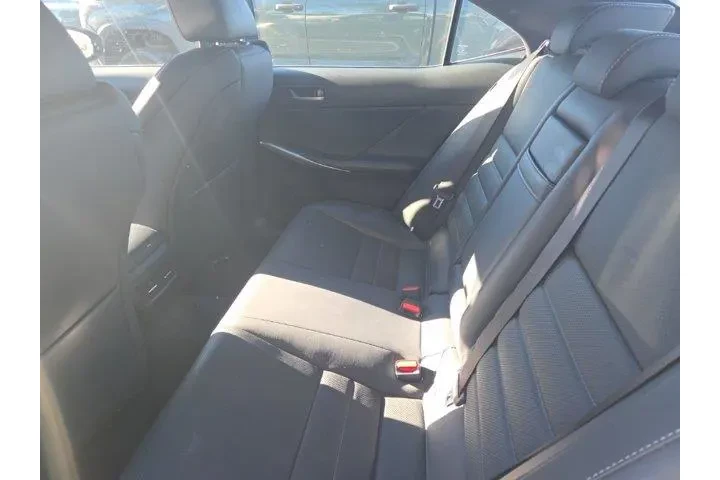 $29330 : Lexus IS 300 2018 AWD 4dr Se image 5