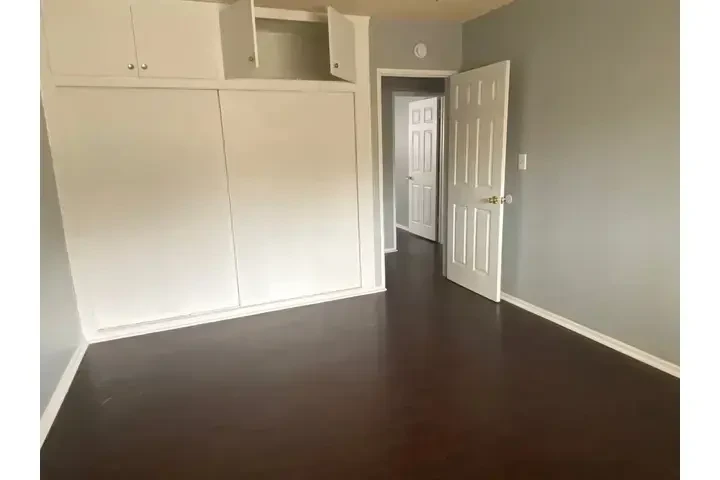 $1895 : PARA MÁS INFORMES image 3