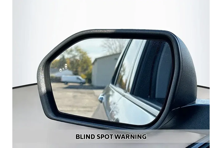 $23220 : Ford Explorer 2022 AWD XLT 4 image 3