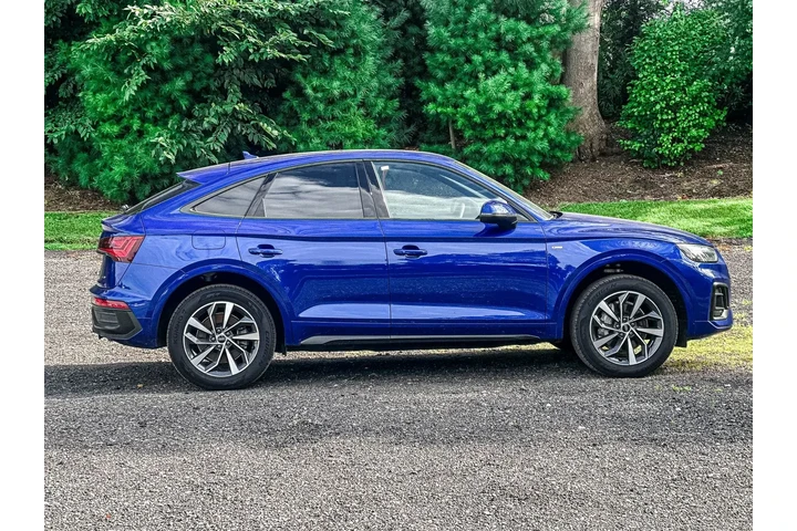$24395 : Audi Q5 Sportback 2022 AWD q image 10