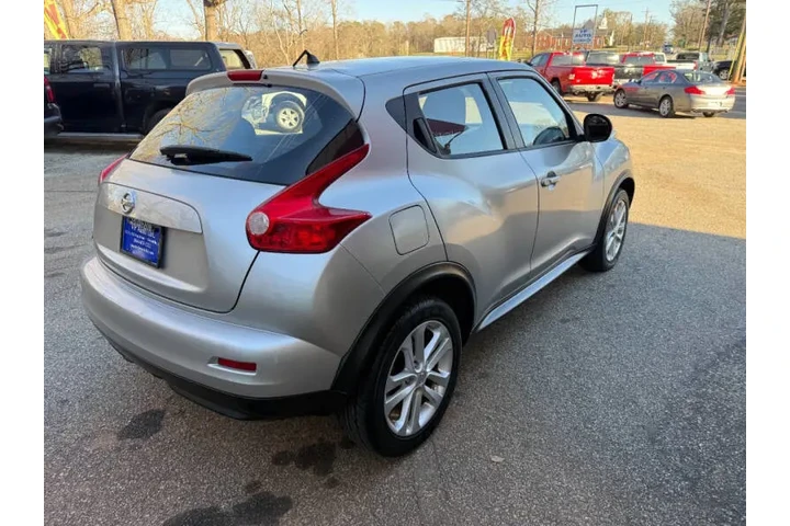 $6999 : 2011 JUKE S image 5