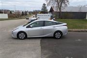 $17900 : 2017 Prius Four thumbnail