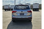 $20425 : Volkswagen Tiguan 2024 Wolfs thumbnail