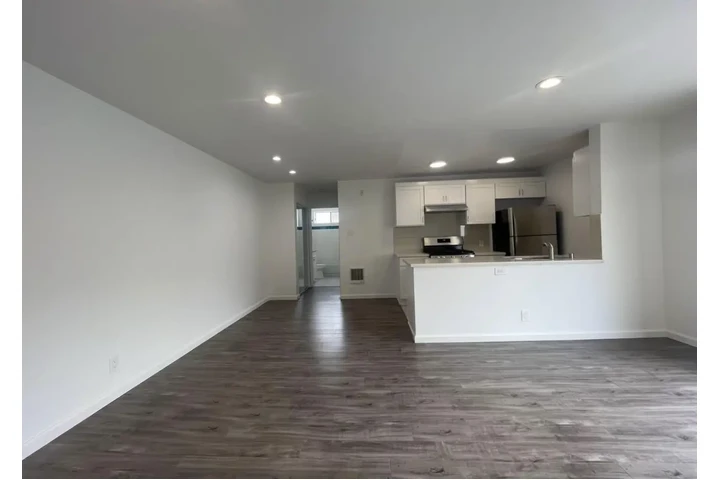 $1100 : APTO EN LOS ANGELES CON PARK🚗 image 1