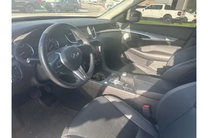$28848 : INFINITI QX50 2022 AWD Essen image 9