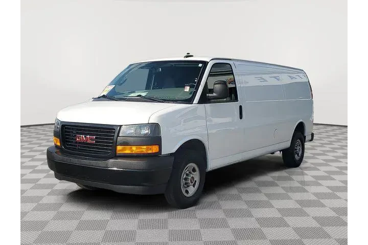 $23591 : GMC Savana 2023 2500 3dr Ext image 2